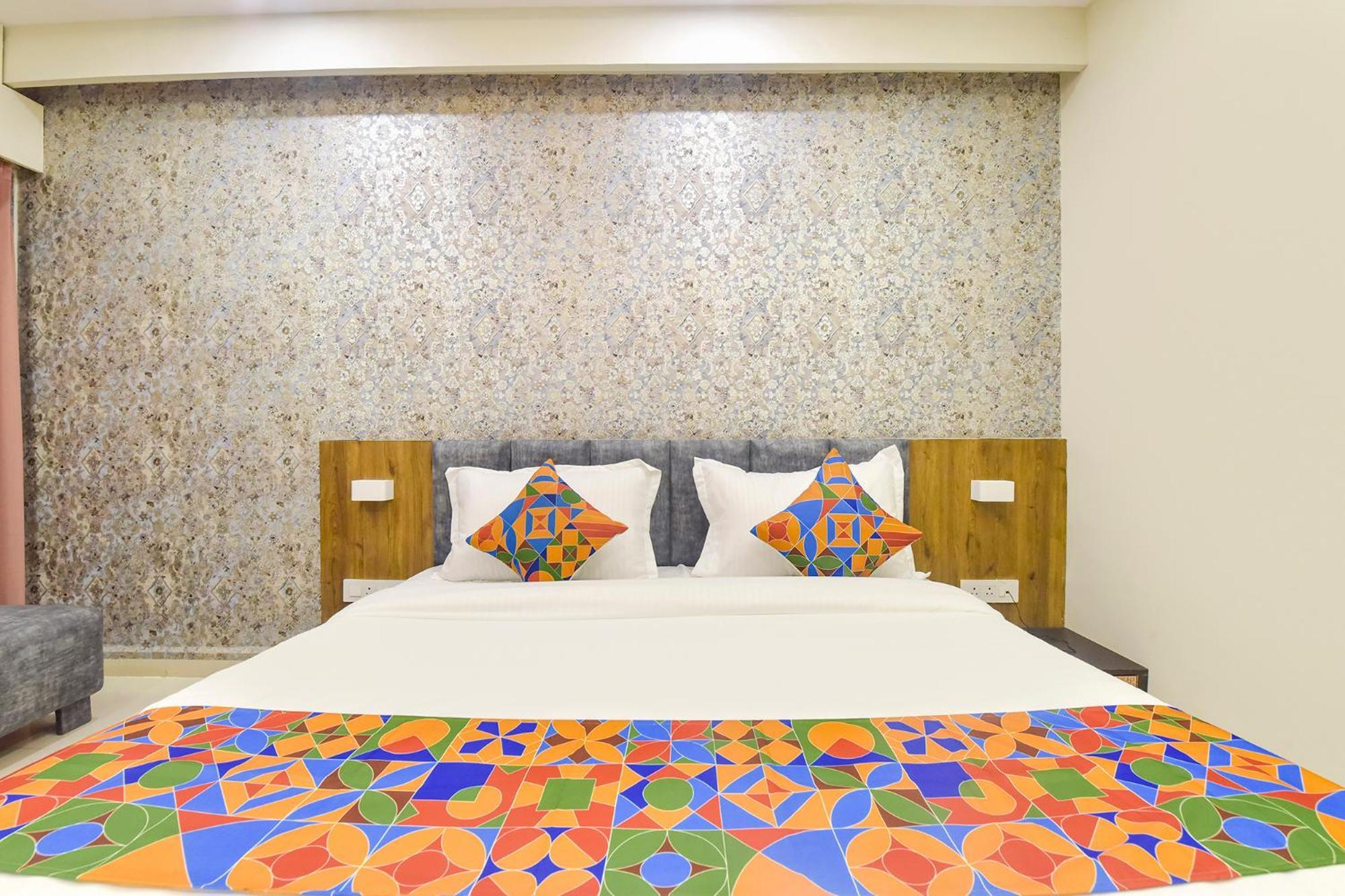 Fabhotel The Max Glory Indore Exterior photo